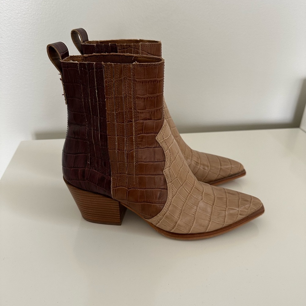 SERNA BOOTIES BROWN MULTI CROCO PRINT LEATHER - Picture 2 of 6